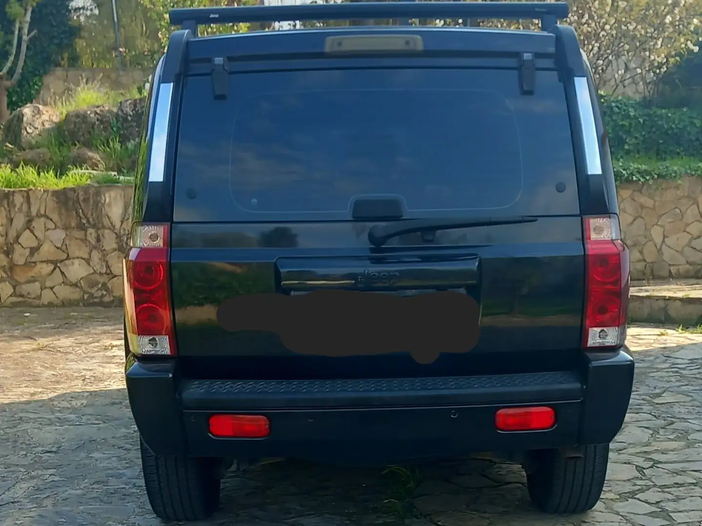 Jeep Commander Commander 3.0CRD Limited Aut. Černá - 2
