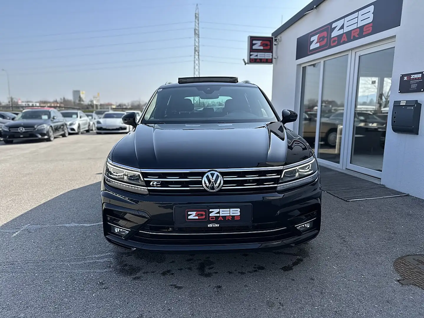Volkswagen Tiguan 2,0 TDI SCR 4Motion Highline, R-LINE, Pano, Vir... Schwarz - 2