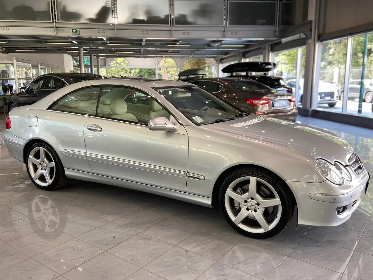 Mercedes-Benz CLK 350 Coupe V6 Elegance auto Argent - 2