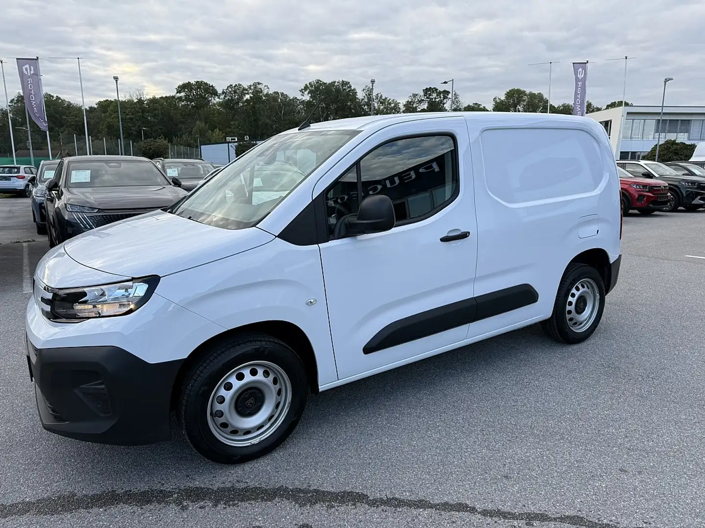 Peugeot Partner Partner Standard L1 BlueHDi 100 S&S Premium Weiß - 2