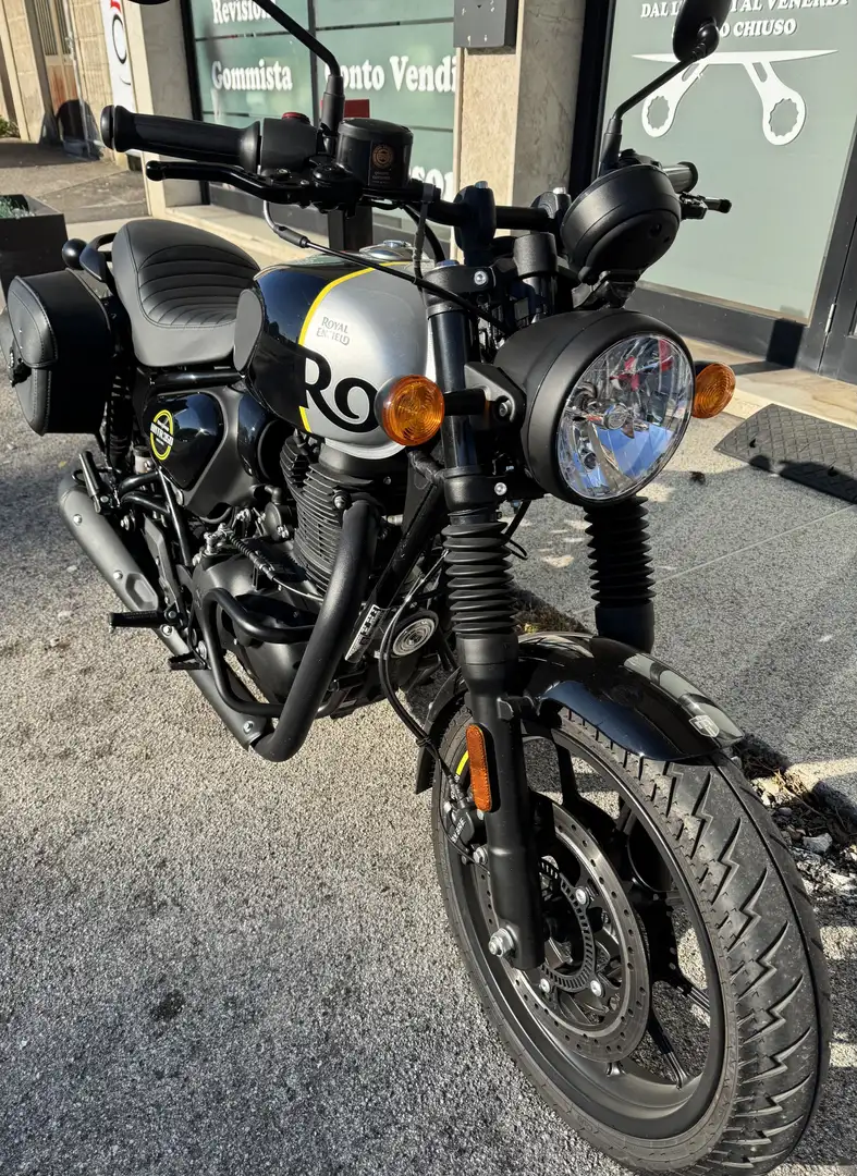 Royal Enfield HNTR350 - 2