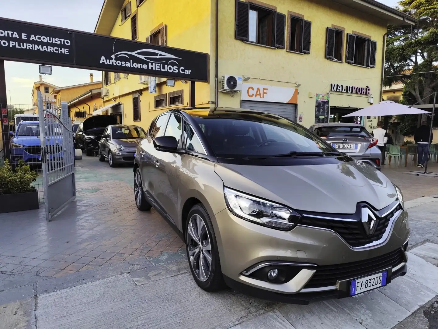 Renault Scenic Scenic 1.7 dci Intens 120cv BI COLOR Bronze - 2