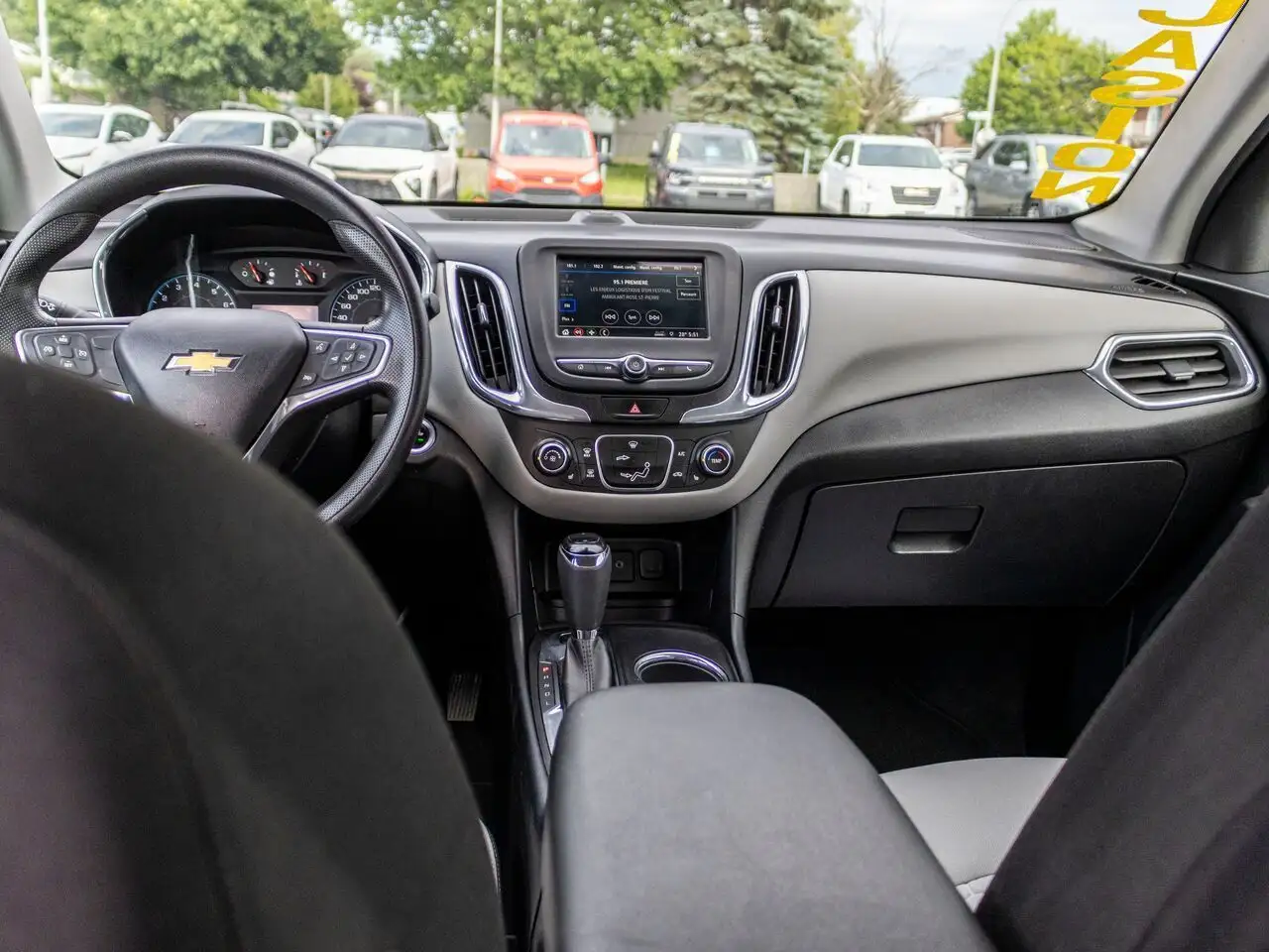Chevrolet Equinox снимка Chevrolet Equinox