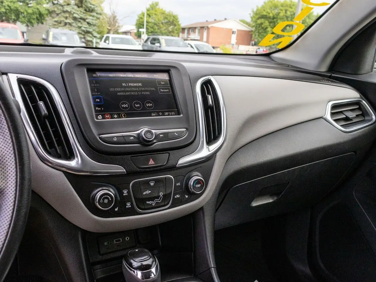 Chevrolet Equinox снимка Chevrolet Equinox