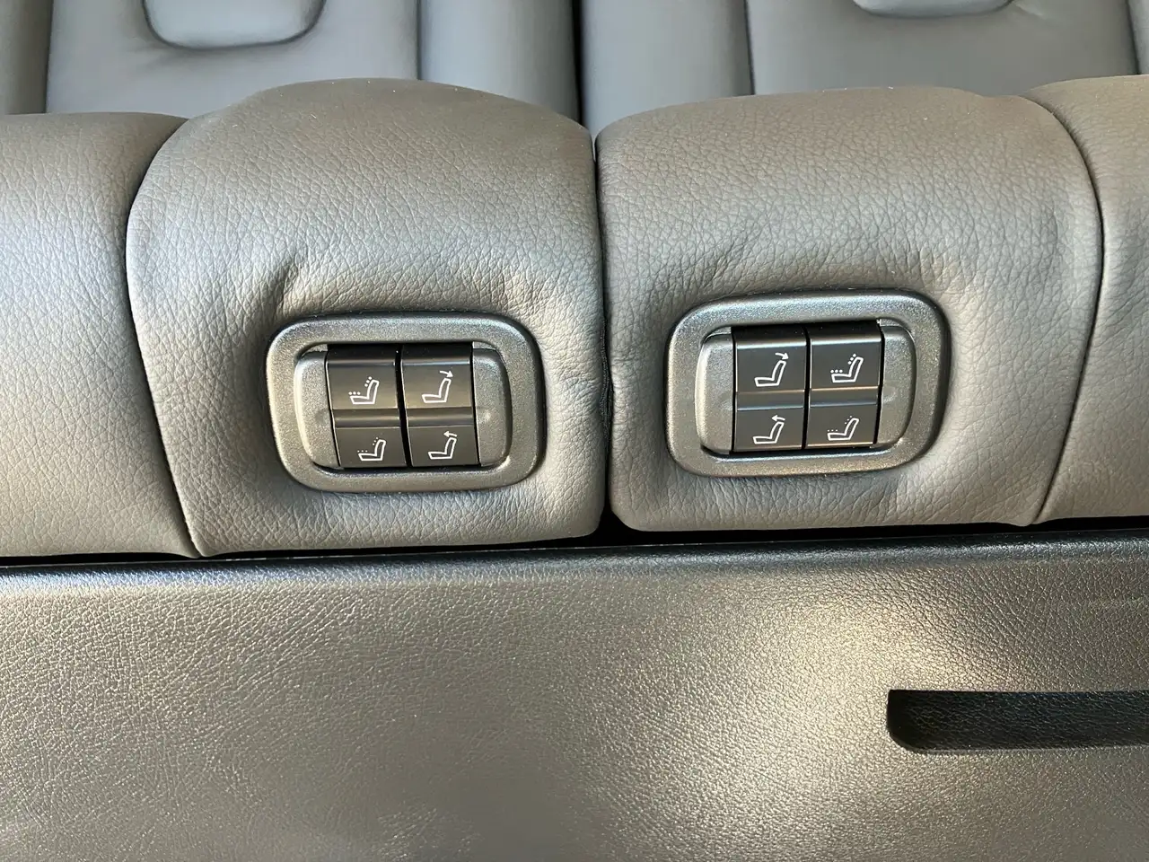 Mercedes-Benz V 250 Marco Polo Distro*Airmatic*360°AHK 2,5t 14