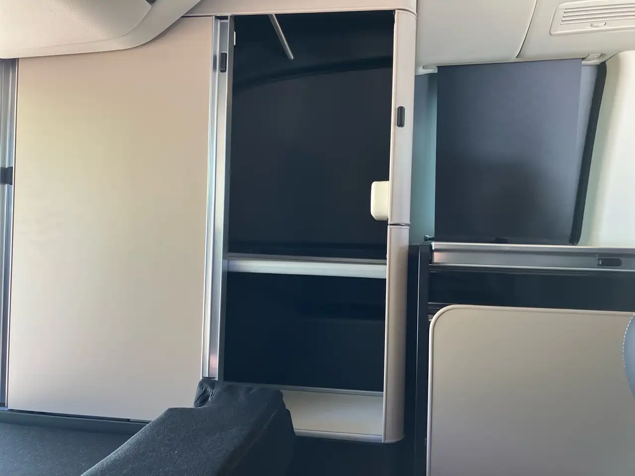 Mercedes-Benz V 250 Marco Polo Distro*Airmatic*360°AHK 2,5t 20