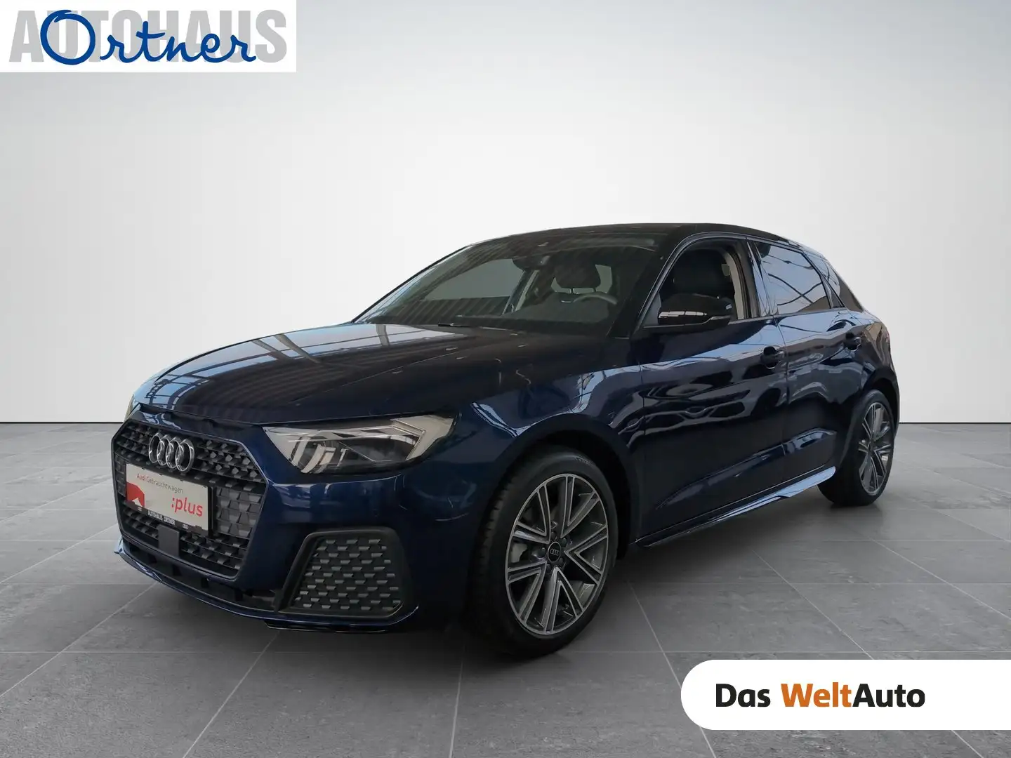 Audi A1 30 TFSI intense Blau - 1
