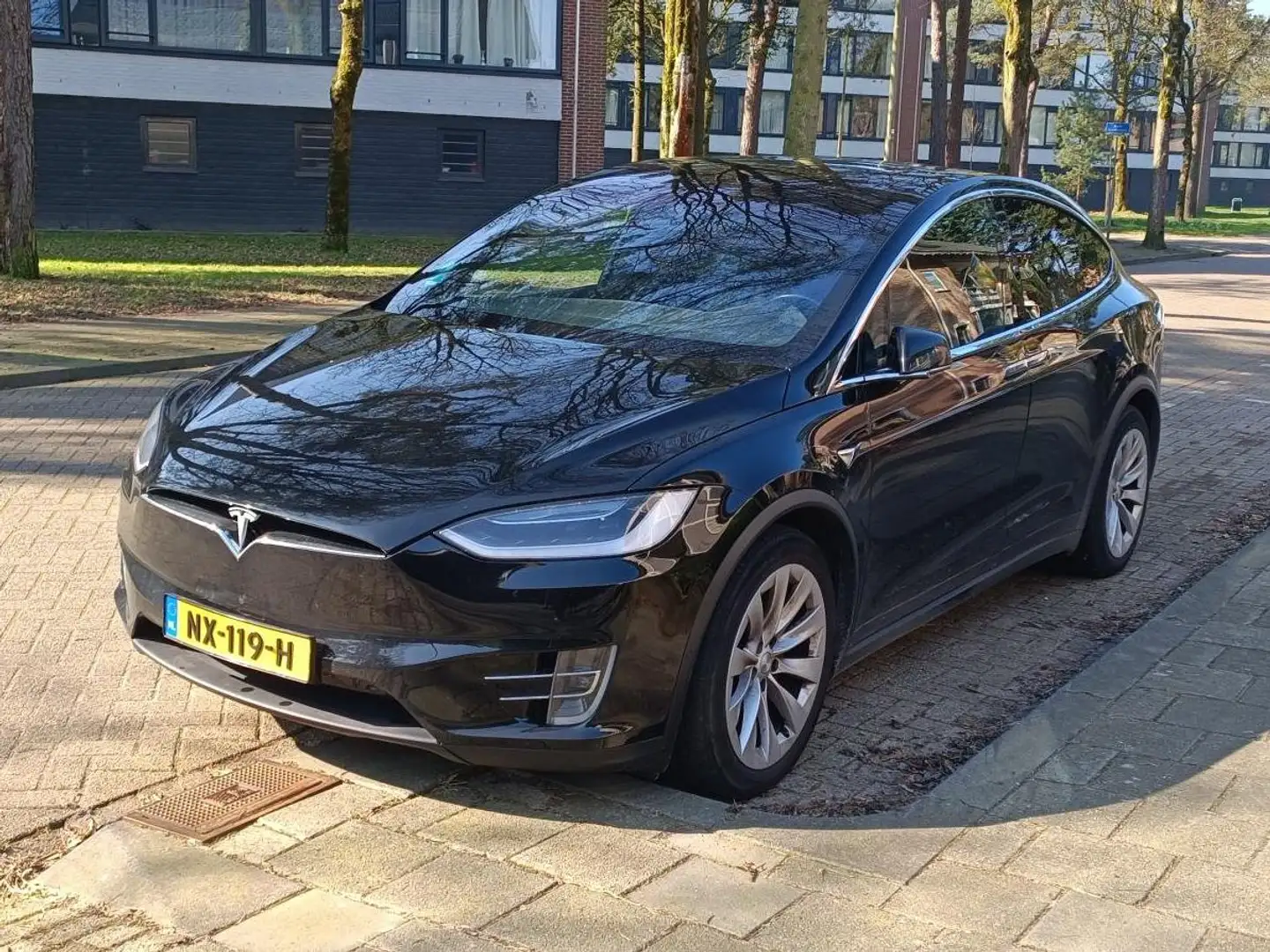Tesla Model X Model X 90D Base Negro - 1