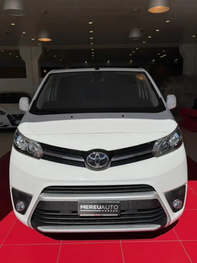 Toyota Proace Verso Electric 50 kWh L1 Medium D Executive Weiß - 2