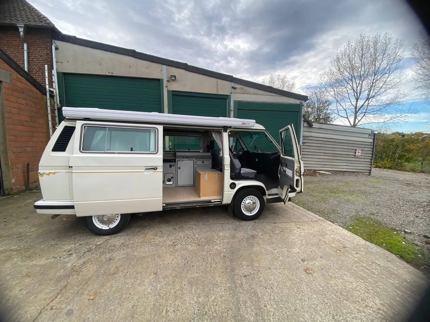 Volkswagen T3 California Weiß - 2