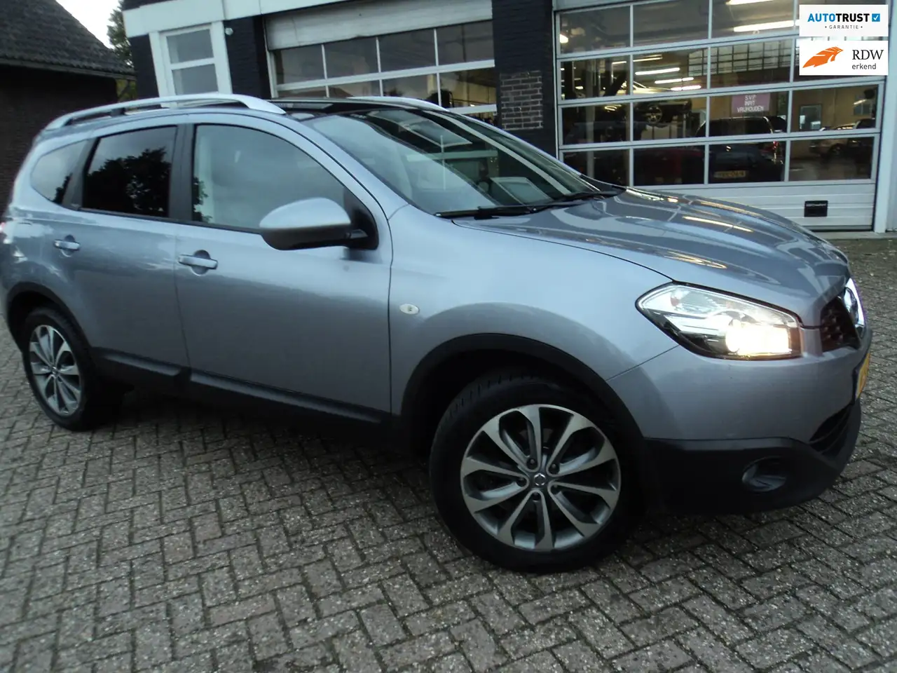 Nissan Qashqai+2