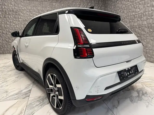 Renault R 5