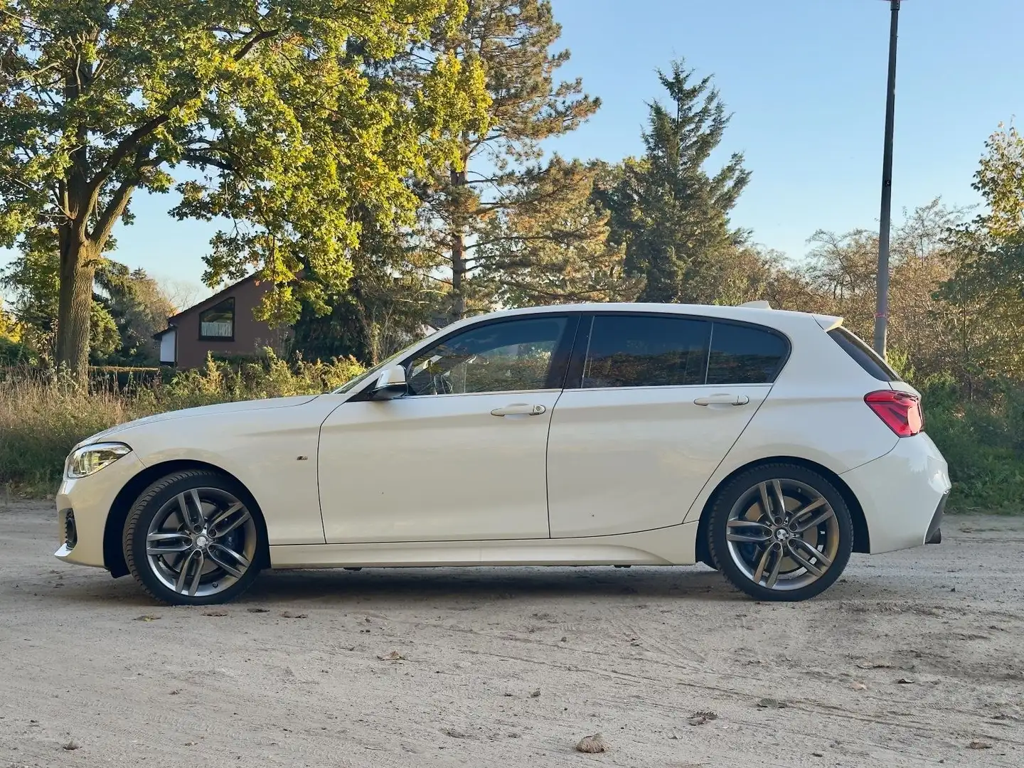 BMW 118 118i Aut. M Sportpaket bijela - 1