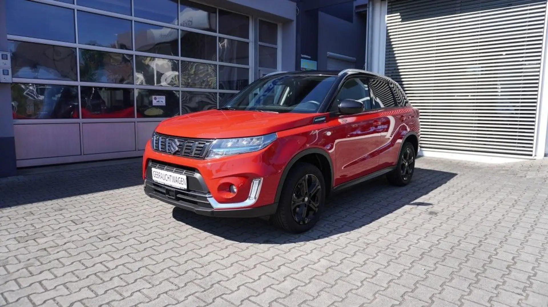 Suzuki Vitara 1.4 Boosterjet Hybrid Comfort / Top Zustand Rood - 2