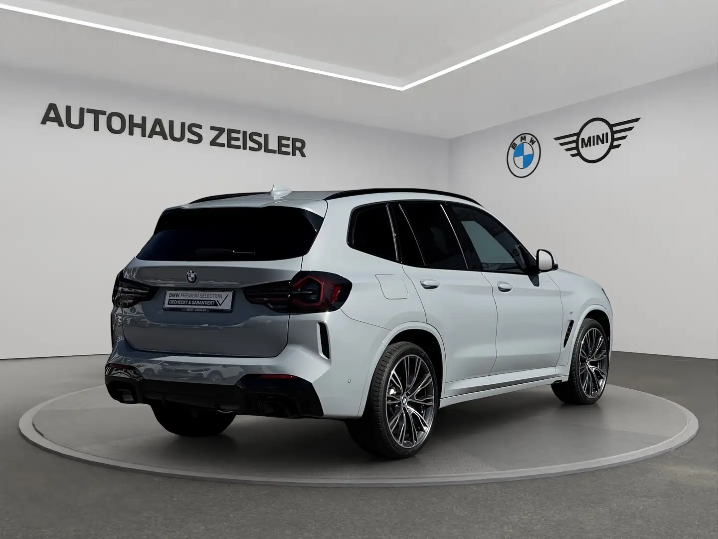 BMW X3 xDrive30i M SPORTPAKET AHK Head-Up HarmanKardon Grau - 2