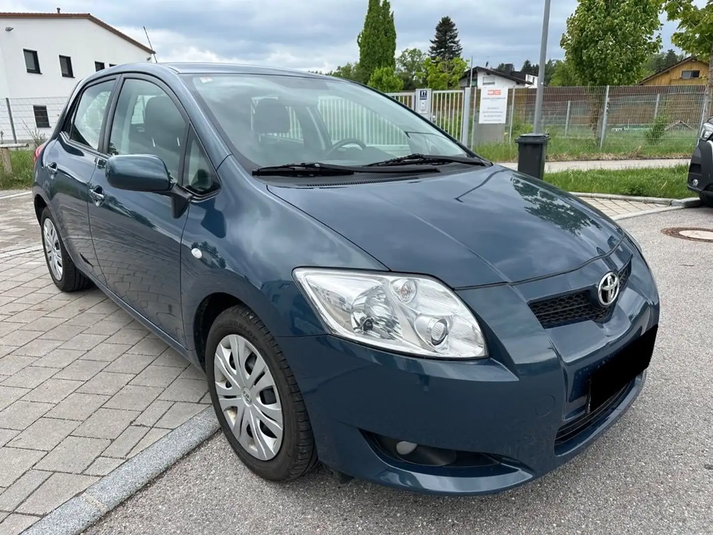 Toyota Auris Auris 5p 1.6 dual Sol m-mt - 1