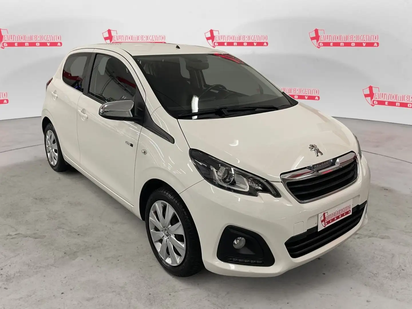 Peugeot 108 1.0 VTi 68 CV 5 porte Active Bianco - 2