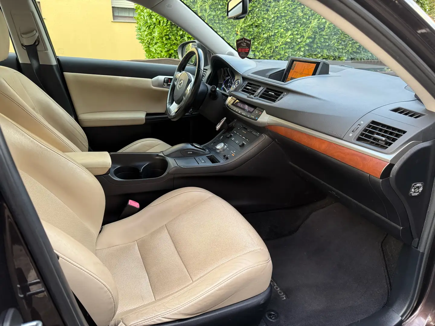 Lexus CT 200h Executive Line Braun - 2