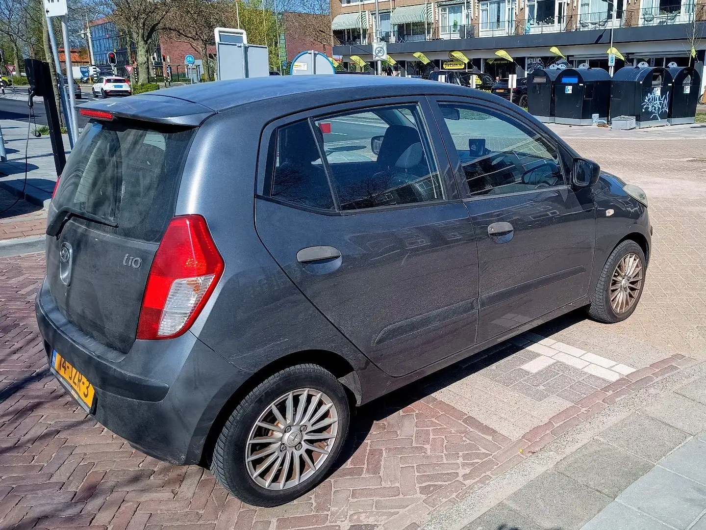 Hyundai i10 1.1 Active Cool Airco Grijs - 2