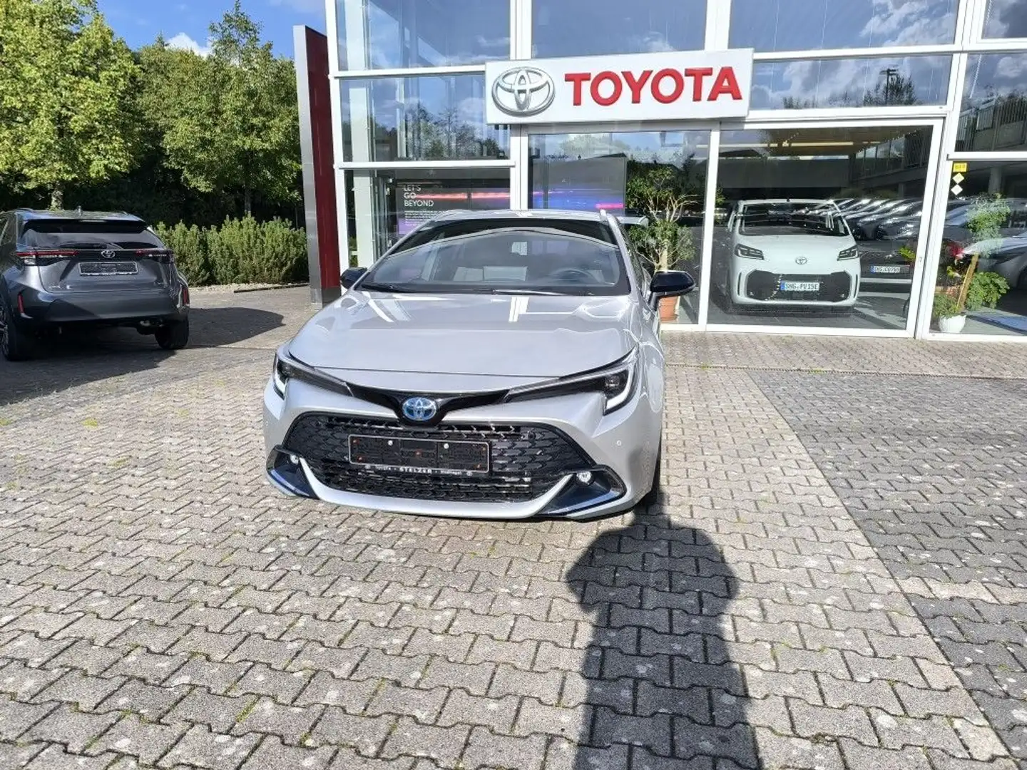 Toyota Corolla 2.0 Hybrid Touring Sports Teamplayer (ZE1HE) Argent - 2