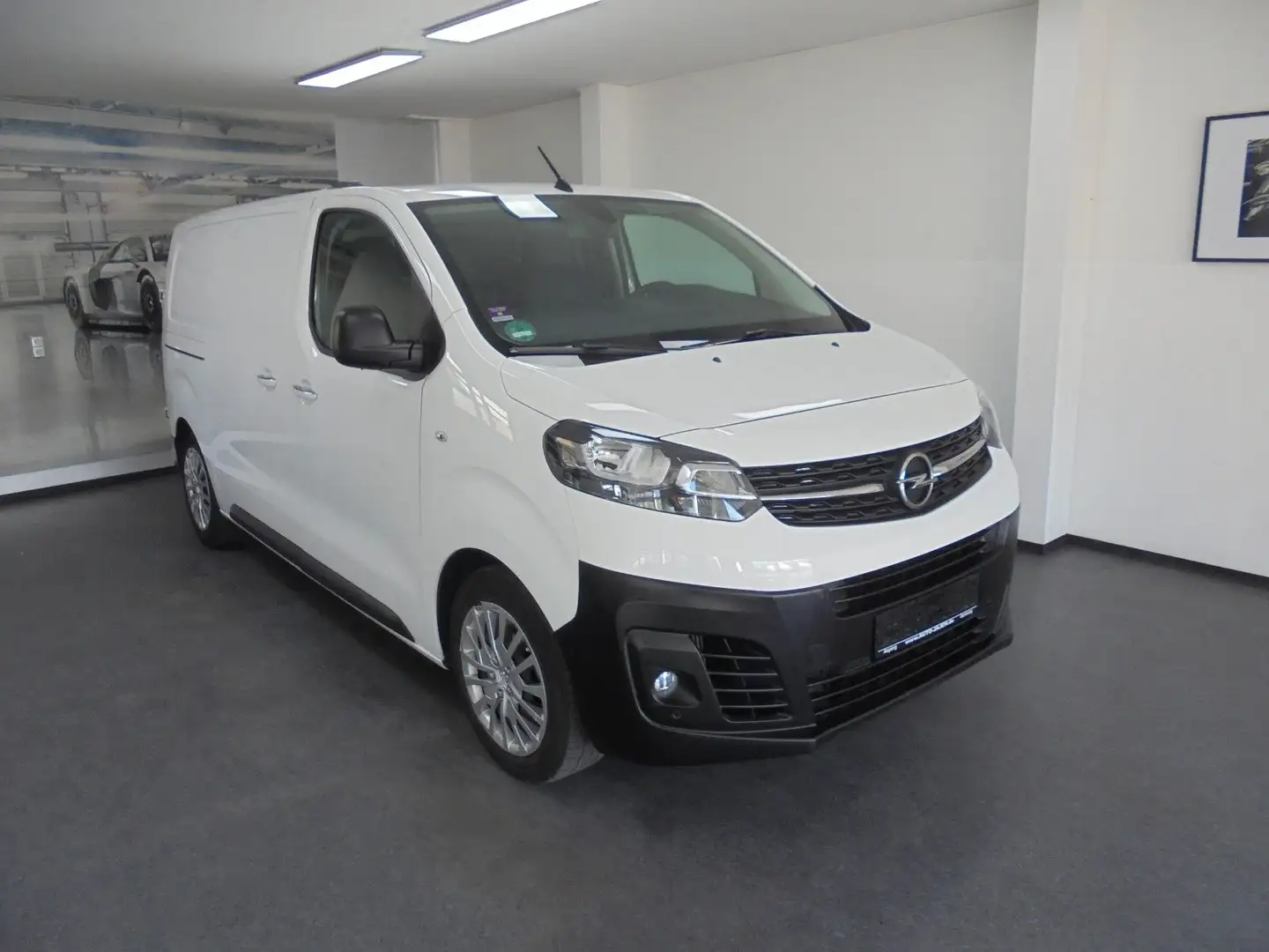 Opel Vivaro Kasten Klima Kamera TÜV 05/2027 Weiß - 2