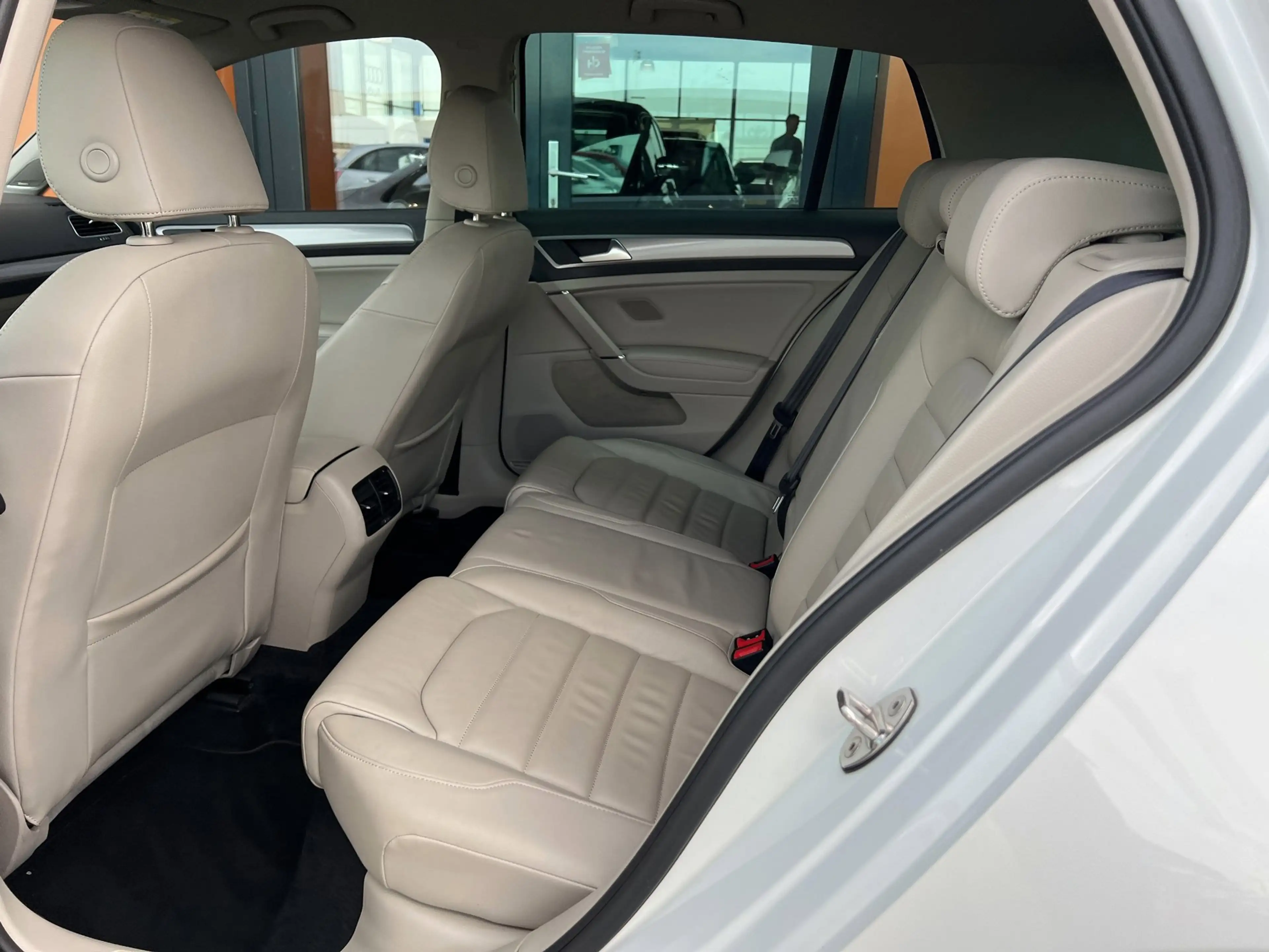 Volkswagen e-Golf |Carplay|Full LED|Leder|Navi|ACC|Dynaudio — photo 5