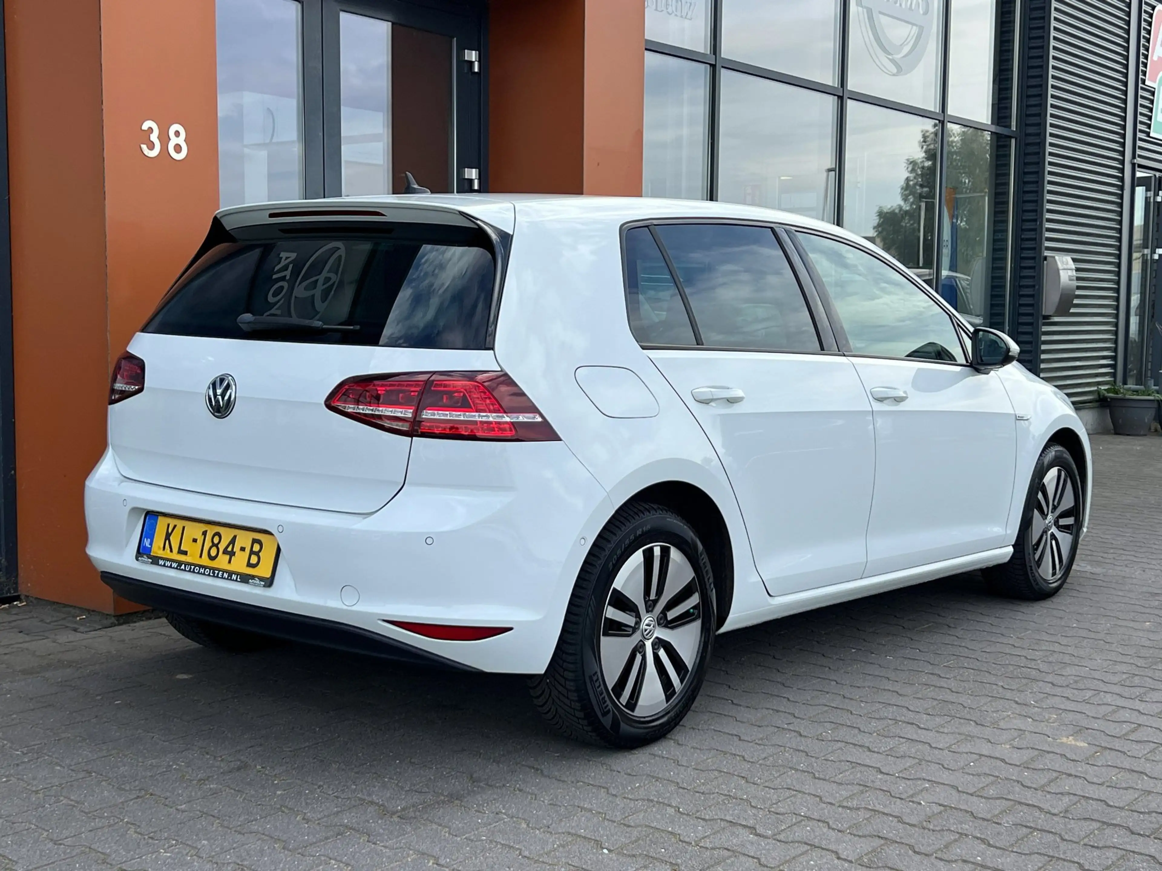 Volkswagen e-Golf |Carplay|Full LED|Leder|Navi|ACC|Dynaudio — photo 8