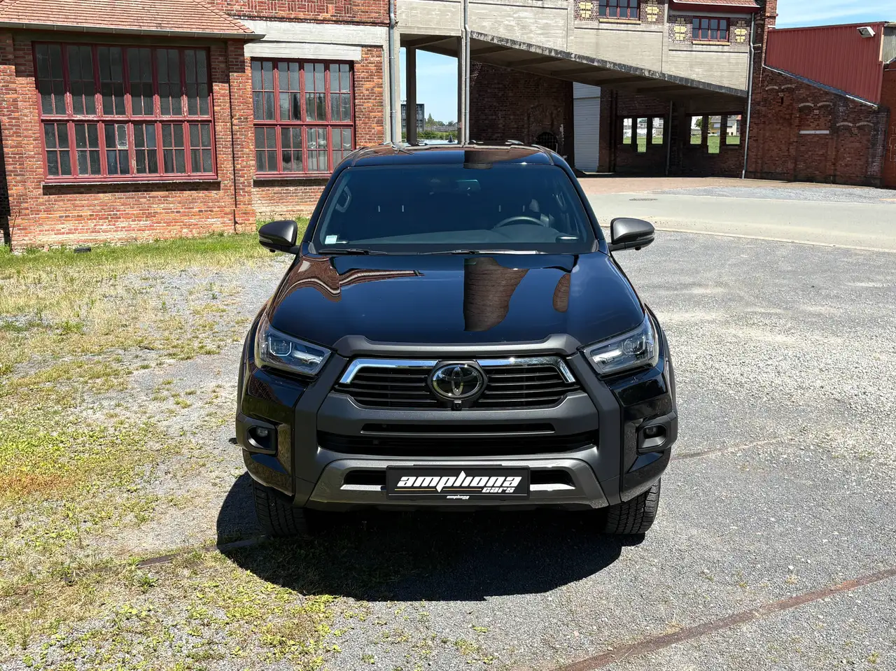 Toyota Hilux 4D 4WD Invincible Lichte vracht hardtop   Onverslaanbare partner — foto 8