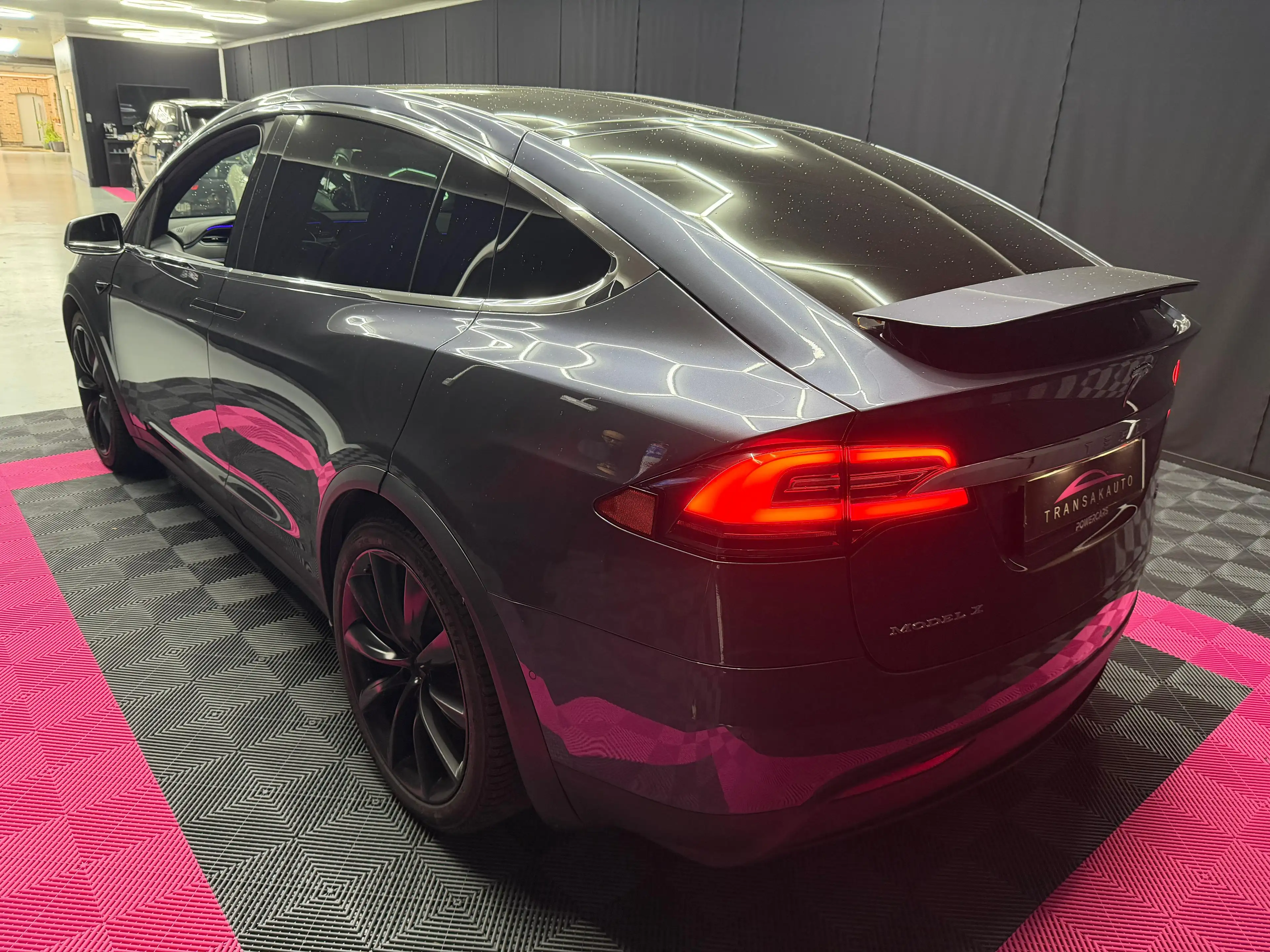 Tesla Model X Model X 100 kWh Dual Motor — photo 5