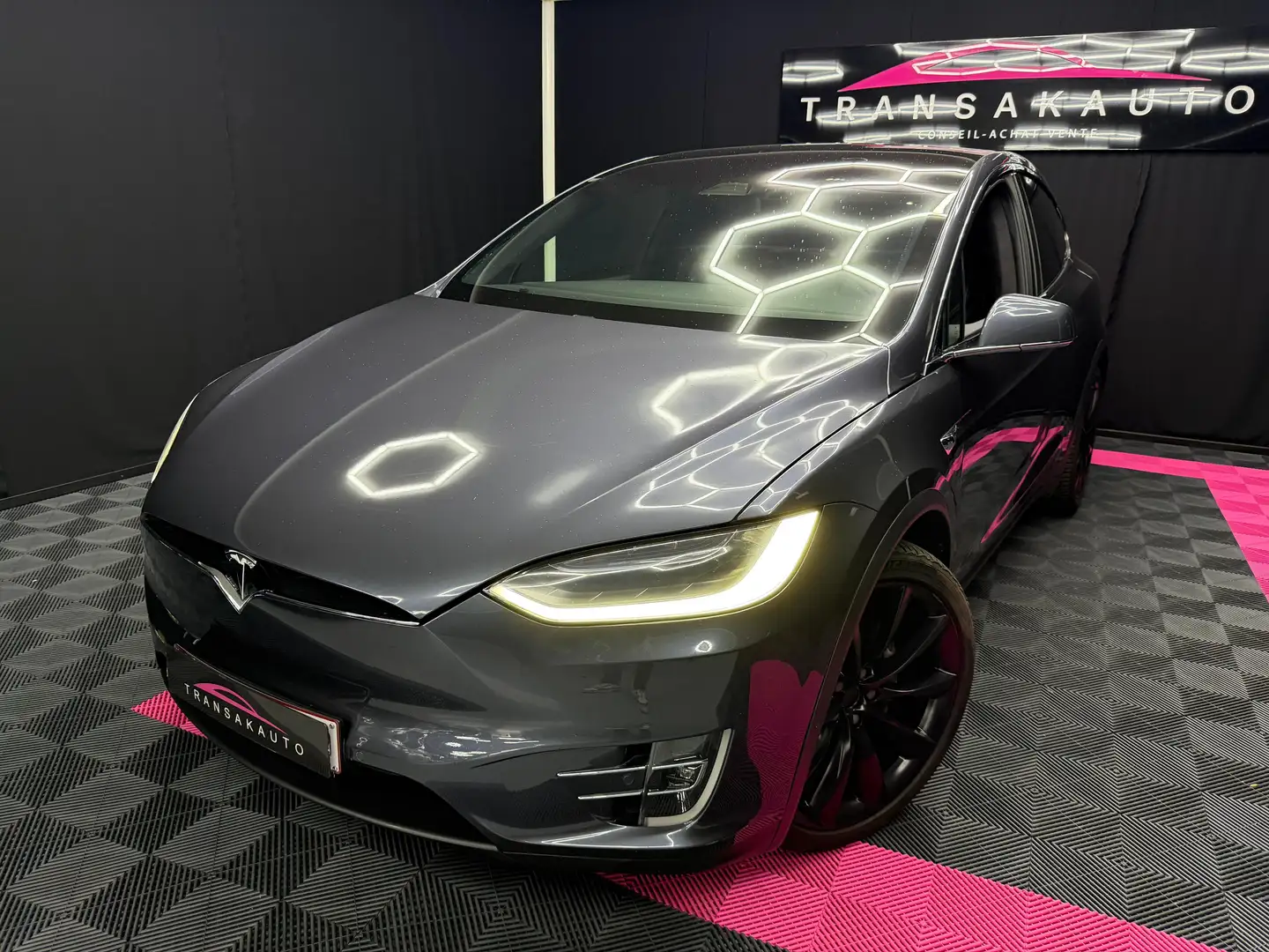 Tesla Model X Model X 100 kWh Dual Motor Grijs - 1