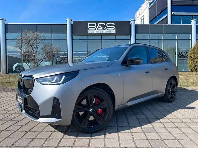 BMW X3 M50 xDrive ACC,HUD,PANO,HARMAN,AHK,21",