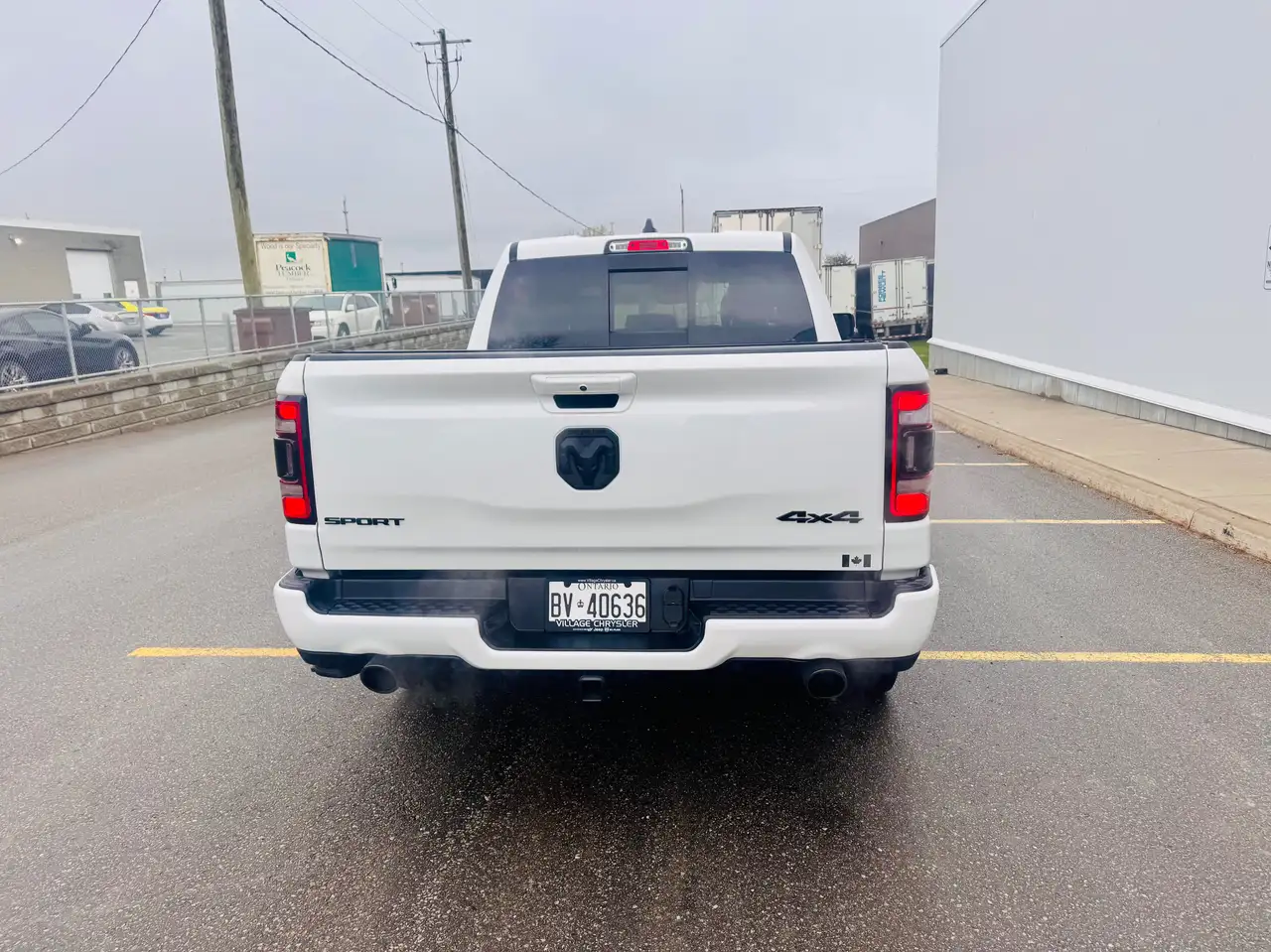 RAM 1500 снимка RAM 1500
