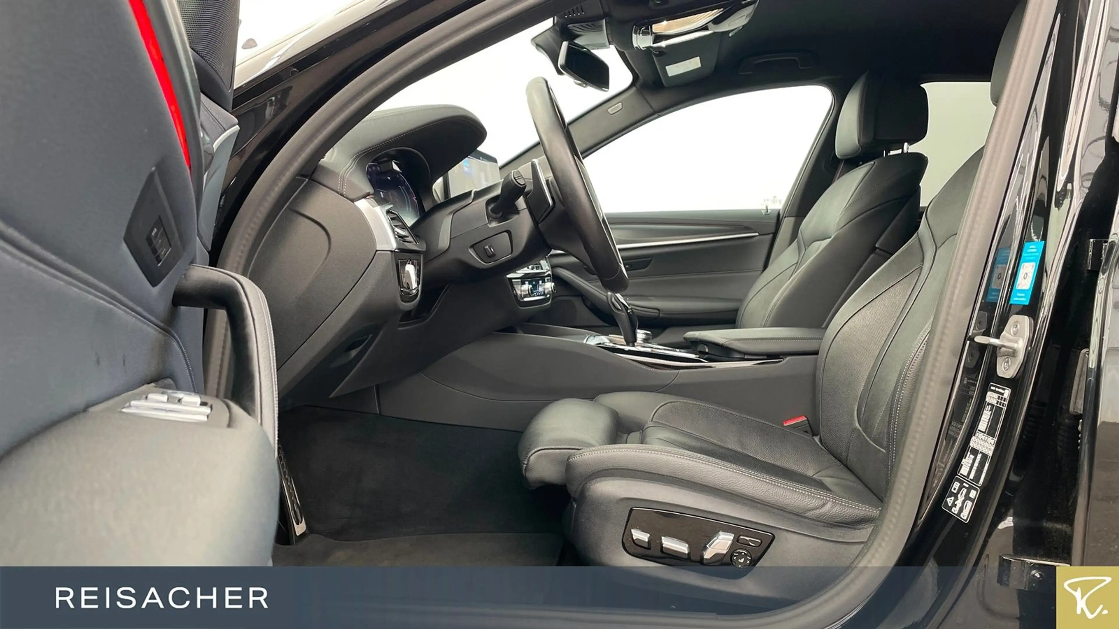 BMW 540 d A xDrive T M-Pro AHK LCPro ACC 360° HUD 20" — photo 4
