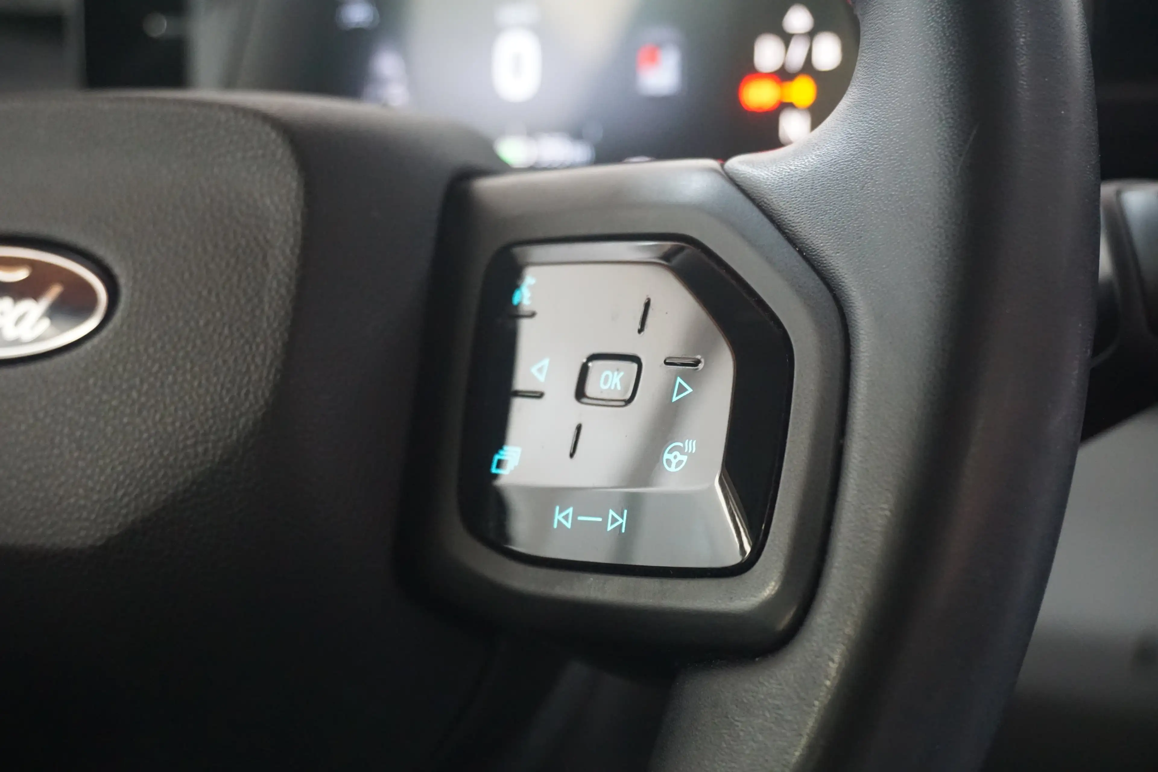 Ford Explorer Extended Range RWD 77 kWh | Trekhaak Wegklapbaar | — photo 14