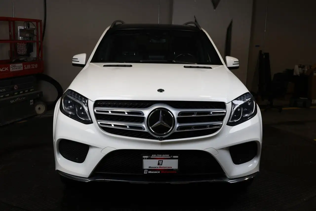 Mercedes-Benz GLS снимка Mercedes-Benz GLS