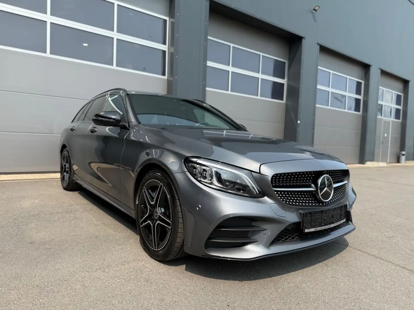 Mercedes-Benz C 300 T AMG Night,360°,Burmester,LED,HUD,Keyless Gris - 1