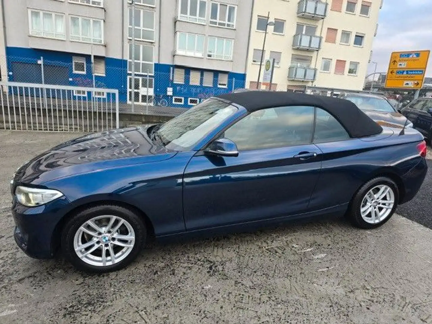 BMW 218 Baureihe Cabrio 218 i Advantage 1,5 LEDER Bleu - 2