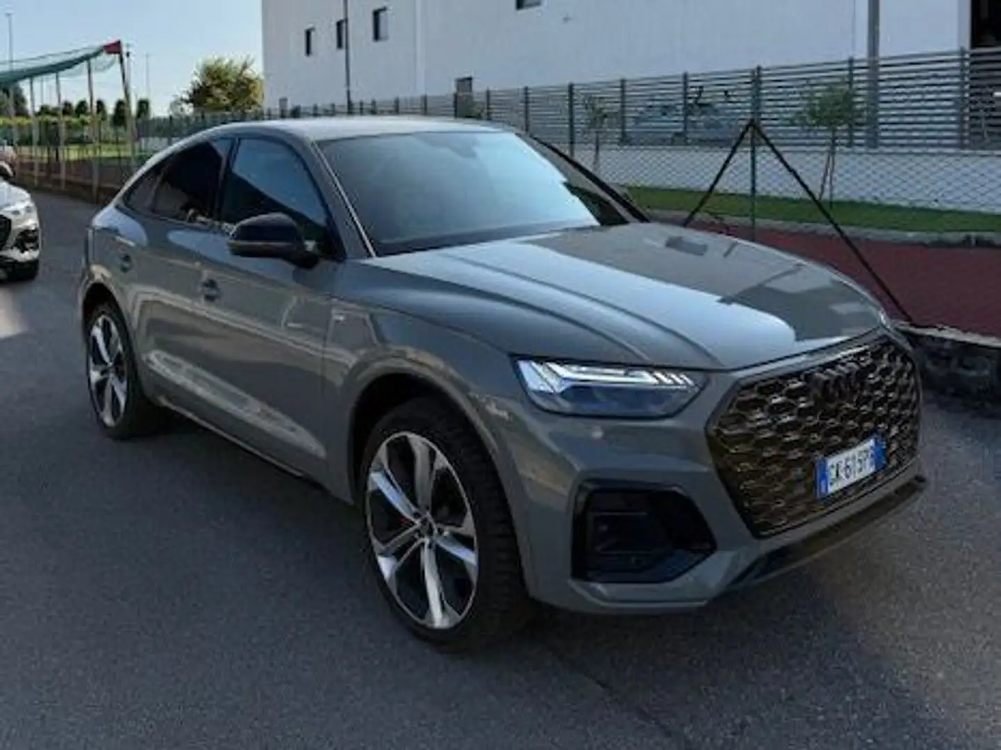 Audi Q5 Q5 Sportback552.0 tfsie S linePlusquattro s-tronic Grigio - 2
