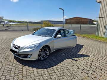 Genesis Coupe 3.8 V6 Automatik
