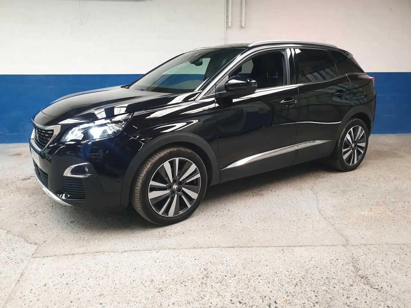 Peugeot 3008 BlueHDi 180ch GT Schwarz - 1