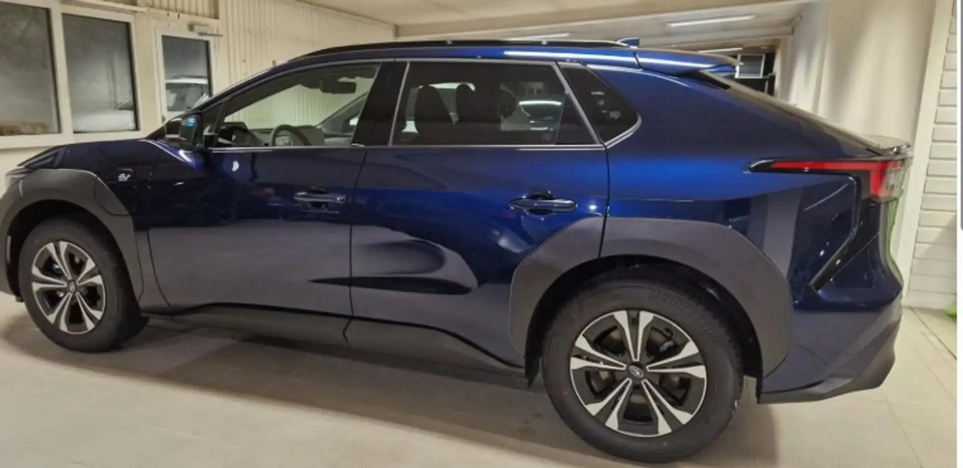 Subaru Solterra Solterra 71.4 kWh AWD Bleu - 1