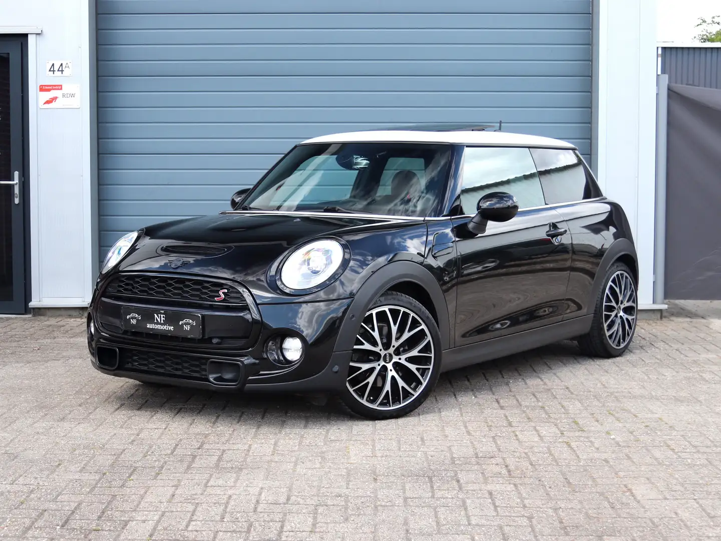 MINI Cooper S Cooper S F56 - Panorama Navi LED 18Inch Negro - 1