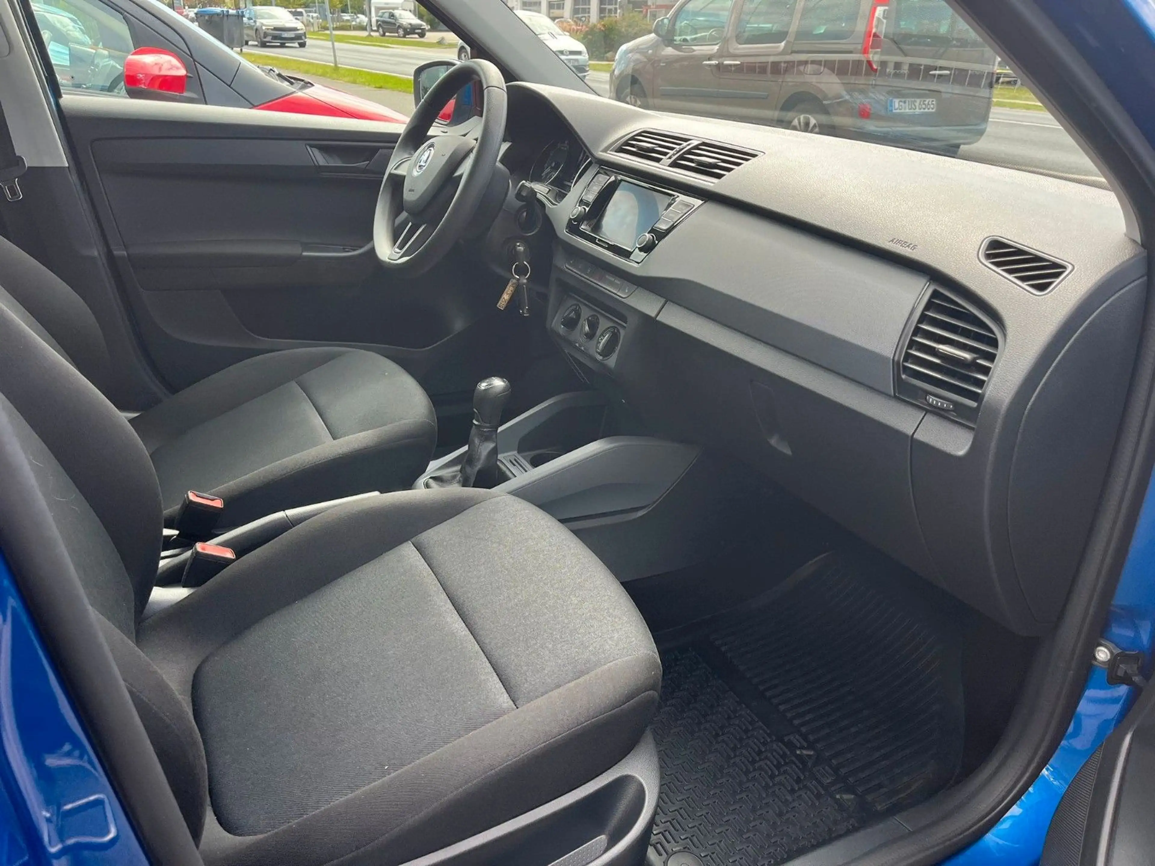 Skoda Fabia Cool Plus Klima Sitzheizung PDC LED Alu — photo 13