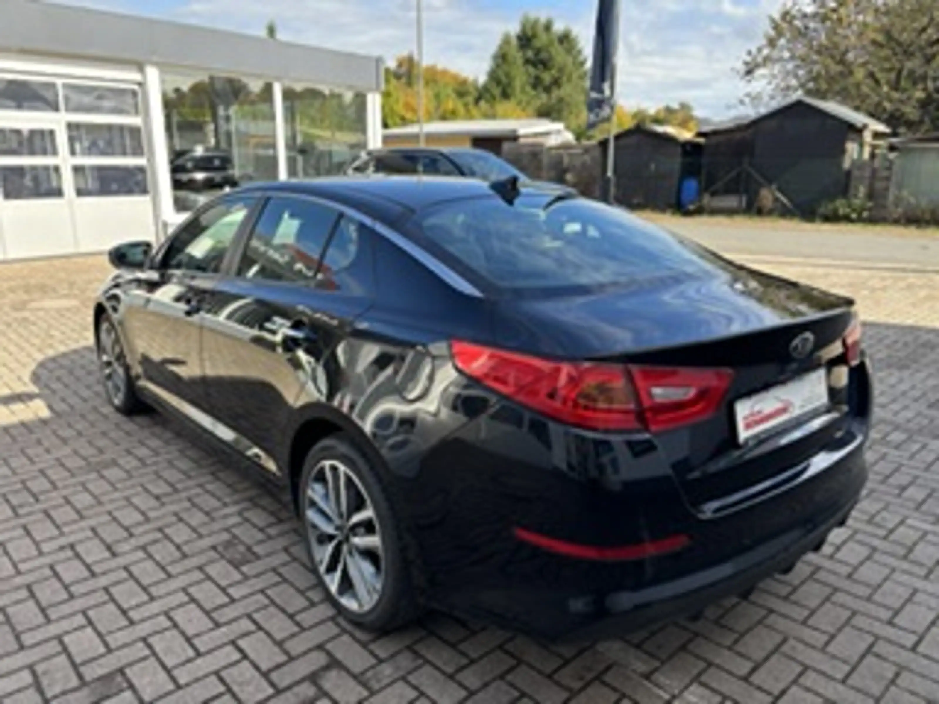 Kia Optima Spirit — photo 2