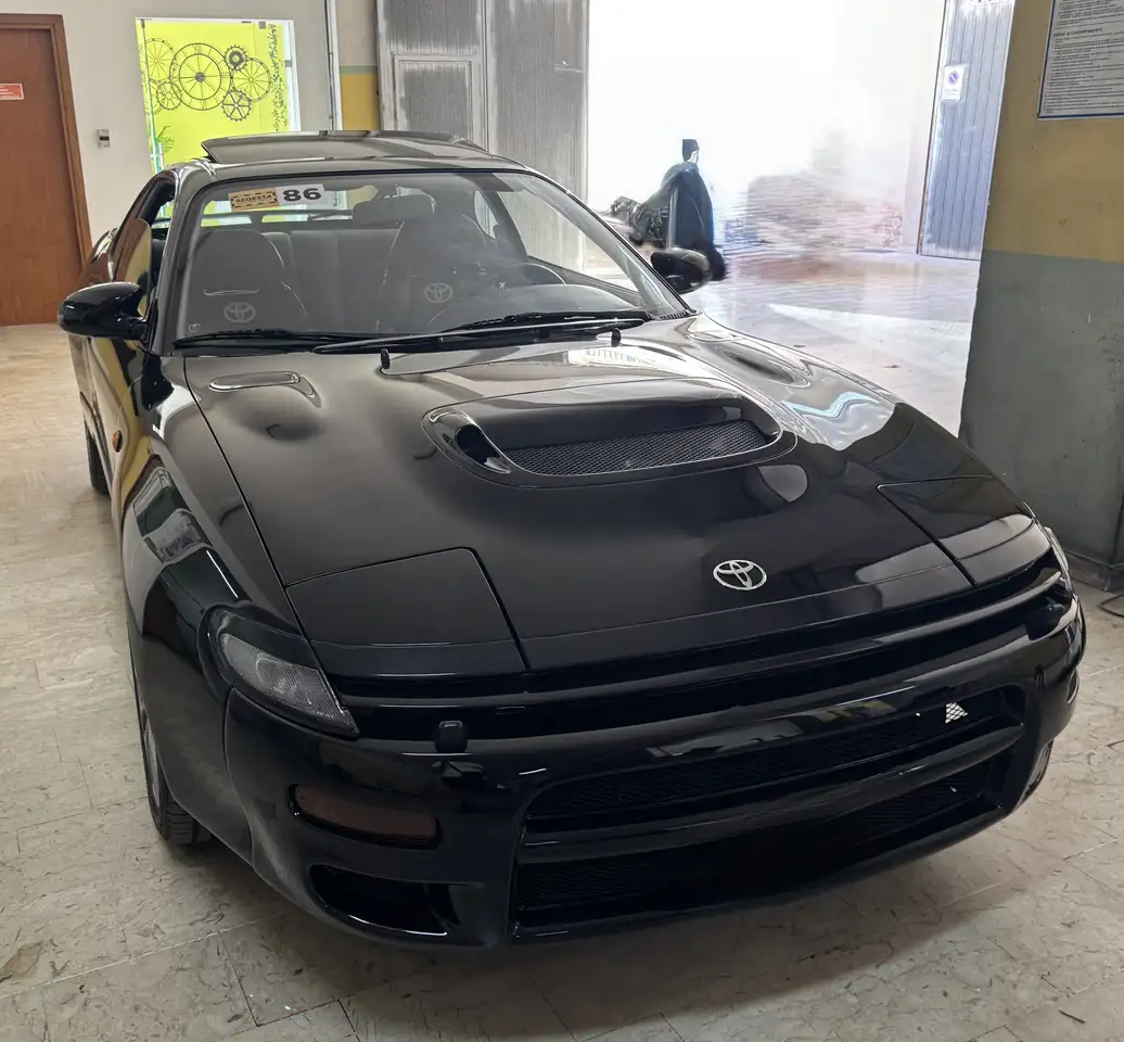 Toyota Celica 3p 2.0i turbo 16v LE 4wd cat., foto 2