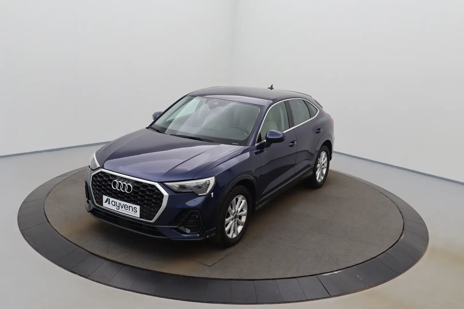 Audi Q3 Sportback 35 TFSI Business Plus LEDER/CUIR LED GPS Azul - 1