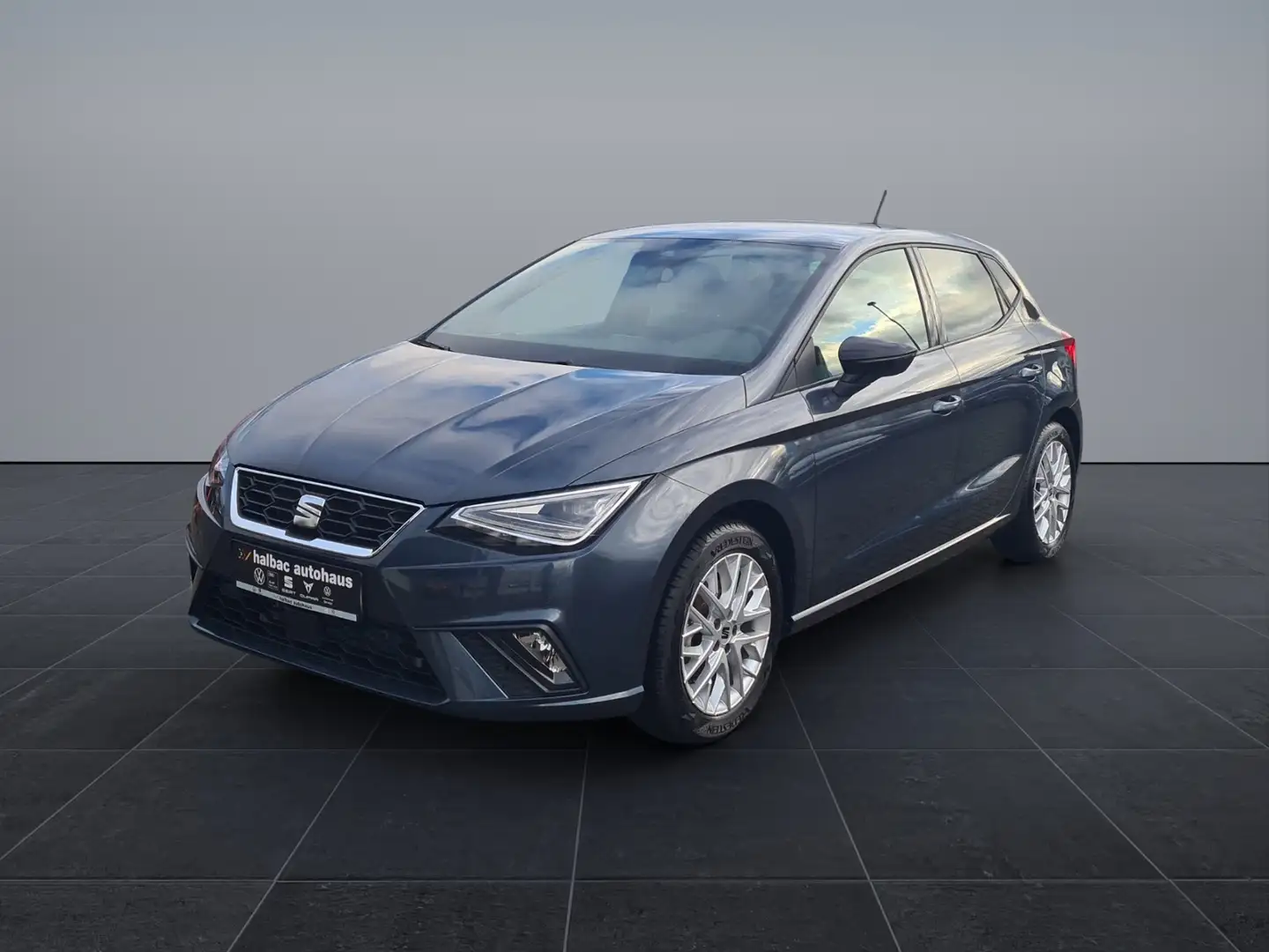 SEAT Ibiza 1.0 TSI DSG FR+VOLLLED+NAVI+SHZ+PDC+ACC+CLIMATR Grau - 2