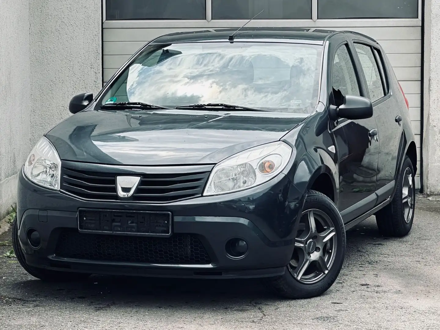 Dacia Sandero Basis*KLIMA*ALU*1.HAND - 1