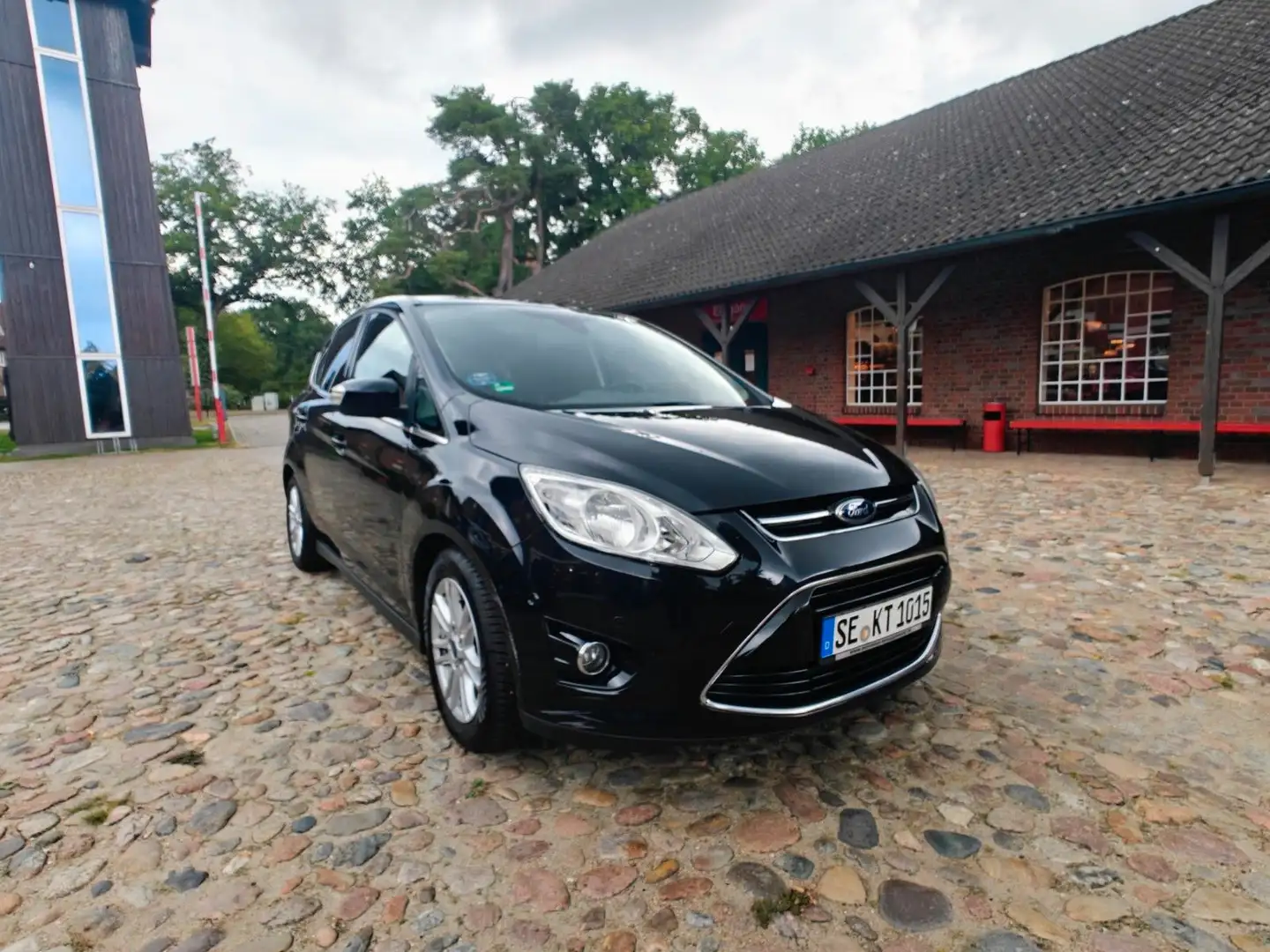Ford C-Max 2,0 TDCI Automatik Titanium Zwart - 2