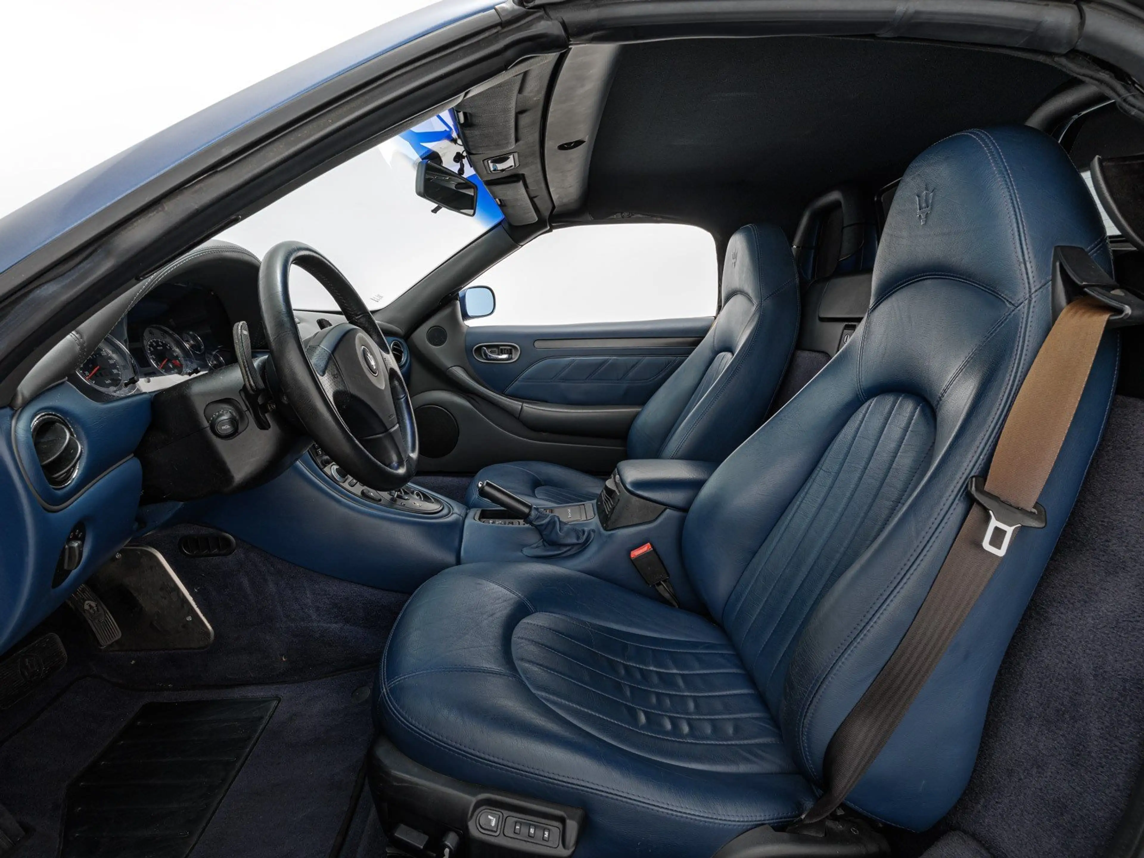 Maserati Spyder 4200 CambioCorsa V8 BLU SEBRING + DEUTSCHES FAHRZE — photo 10